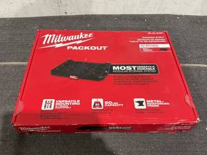 lot 194 image: Milwaukee PACKOUT Shelf for E-Track