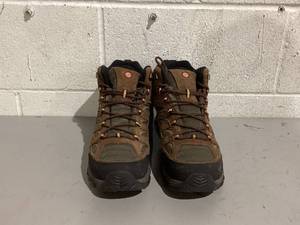 lot 601 image: Size 12 Merrell Mens Moab 3 Mid Waterproof Hiking Boot