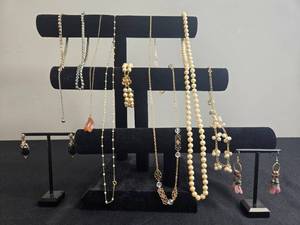 lot 7 image: Collection of Vintage and Modern Necklaces and Earrings - display not inc