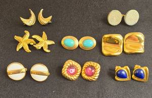 lot 42 image: Collection of Vintage Clip-On Earrings - many Avon