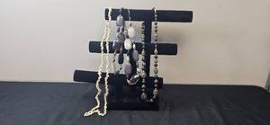 lot 51 image: Vintage Costume Jewelry Necklace Lot with Various Stones and Beads - display not inc