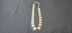 lot 73 image: Silver Tone Necklace with Adjustable Length and Heavy Square Flat Links