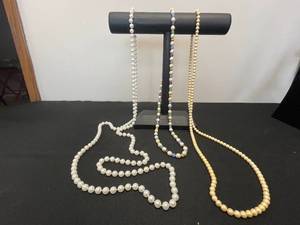 lot 160 image: Set of Elegant Necklace Strands Pearl Tone, Pastel, and Yellow-Toned - display not inc