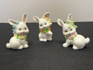 lot 162 image: Set of 3 Ceramic Bunny Figurines with Floral Collars