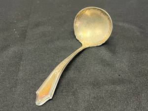 lot 167 image: Vintage Oneida Community Tudor Plate Silver-Plated Ladle