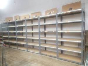 lot 16 image: Set of Shelves (548167) 14 Total Shelving Unit Total (See Description)