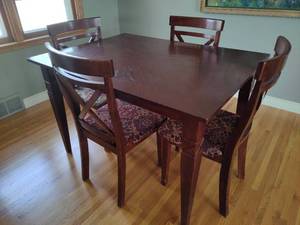 lot 27 image: Martha Stewart Collection Dining Table & Four Chairs