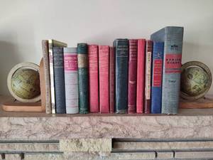 lot 38 image: Lot of Vintage Books & Globe Bookends