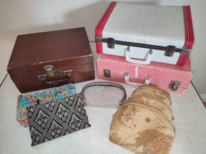 lot 49 image: Vintage Small Carry-on Style Suitcases & Accessory Bags