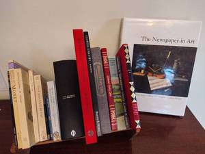 lot 139 image: Lot of Art & Fairytale Books  Small Bookshelf