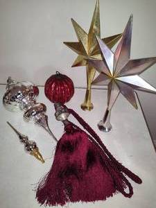 lot 174 image: Extra Large Christmas Ornaments