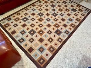 lot 237 image: Area Rug - Approx. 90 x 63