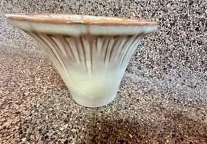 lot 198 image: FRANKOMA Pottery Flower Pot