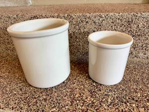 lot 200 image: Two HALL Pottery Crocks