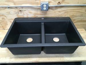 lot 14 image: Black 33 Double Basin Kitchen Sink