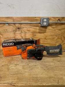 lot 68 image: RIDGID R27401 6.5 Amp Corded 3 in.W x 18 in.L Heavy-Duty Variable Speed Belt Sander - C119