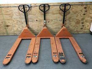 lot 103 image: Lot of 3 - Orange Pallet Jacks