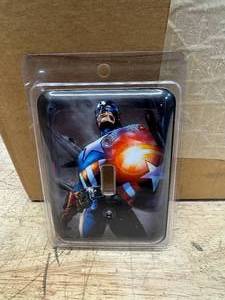 lot 131 image: CAPTAIN AMERICA Lot of Light Switch Plates
