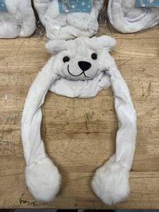 lot 141 image: PLAY SHOP Lot of 5 Polar Bear Hats