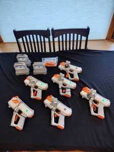lot 80 image: Laser tag recoil brand