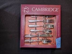 lot 145 image: Cambridge 42 piece chrome buffet server