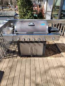 lot 15 image: Brinkmann select grill