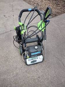 lot 70 image: Electric pressure washer green works