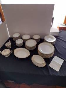 lot 55 image: Vintage Noritake Japan 3078 Audrey China set