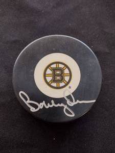 lot 128 image: Bobby Orr signed hockey puck certified