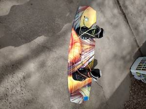 lot 24 image: liquid force wakeboard one-thirty-eight
