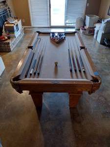 lot 10 image: AMF PlayMaster 6 Pool Table