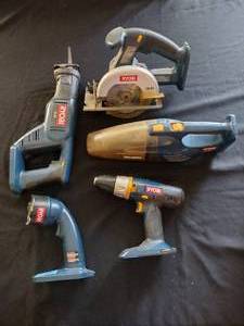 lot 199 image: RYOBI power tools 5x