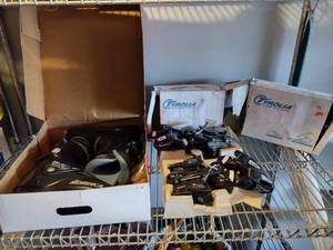 lot 224 image: Ski and snow board boots. Nordica and Tyrolia ski bindings.