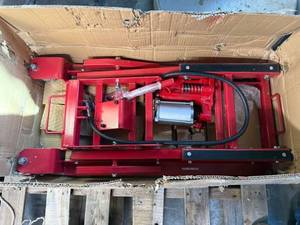 lot 14 image: Extreme Max Pneumatic  Hydraulic Motorcycle  ATV Jack - 1500 lb. Capacity