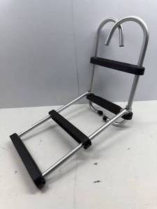 lot 76 image: Extreme Max Folding 4-Step Pontoon Ladder -  3005.4086