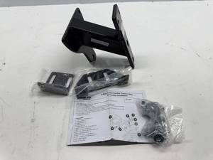 lot 78 image: Extreme Max 3-Way Lawn Garden Tractor Hitch - 5001.5825