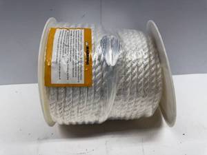 lot 116 image: Extreme Max BoatTector 12 x 200 Premium Twisted Nylon Anchor Line with Thimble - White - 3006.2306