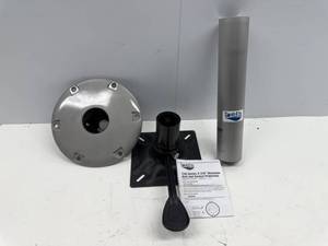 lot 125 image: Attwood Swivl-Eze 238 Series Boat Pedestal Seat Kit 23809-7