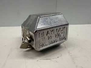 lot 132 image: Blaylock TL-23 Total Encasement Bulldog Style 2-516 Coupler Lock