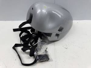 lot 133 image: Taylor Made Products Pontoon-Saver Fender - Silver -  31035