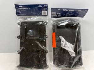 lot 153 image: Attwood Group 2931 Battery Tray WStraps