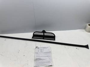 lot 161 image: Extreme Max Heavy-Duty Steel Lake Rake for Sand, Beach, Rivers, Waterfront - 3005.4395