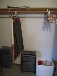 lot 32 image: Contents of closet including Holida...