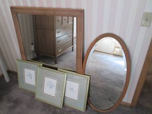 lot 194 image: Framed floral wall decor and wood f...