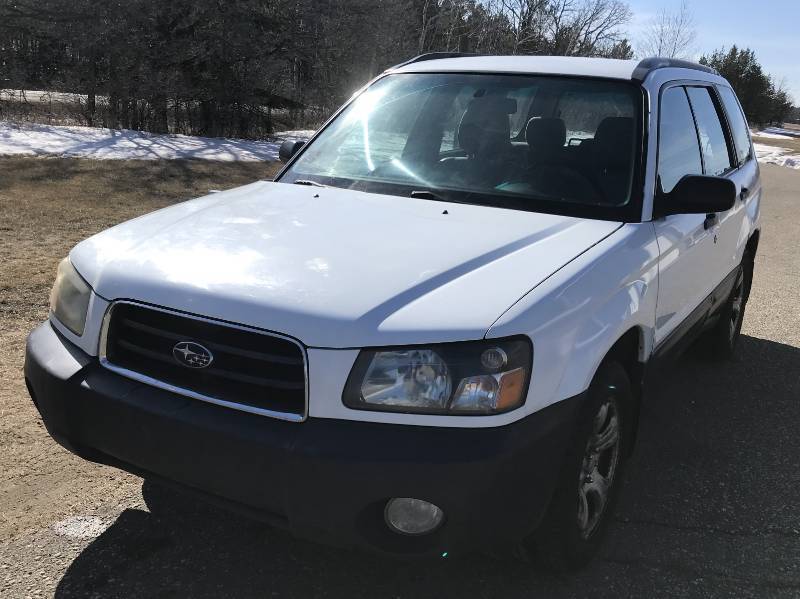 lot 3 image: 2003 Subaru Forester X AWD