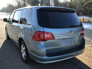 2010 Volkswagen Routan