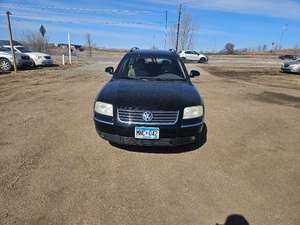 lot 16 image: 2005 Volkswagen Passat AWD