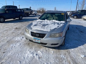 lot 15 image: 2008 Hyundai Sonata