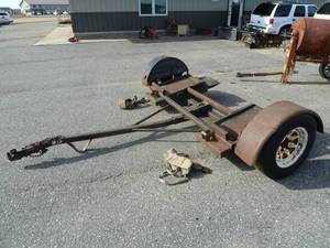 lot 10 image: 2002 Car Caddy