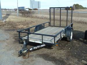 lot 11 image: Big Tex Flat Bed Trailer